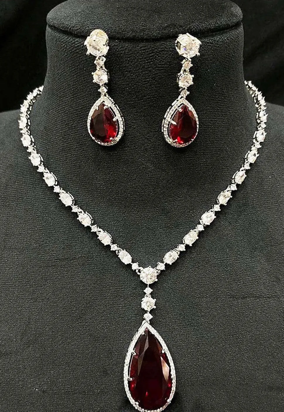American Diamond Studded Necklace Set