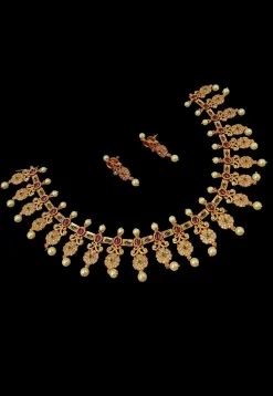 American Diamond Studded Choker Necklace Set