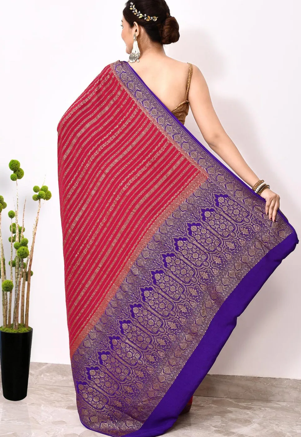 Banarasi Pure Chiffon Saree in Magenta