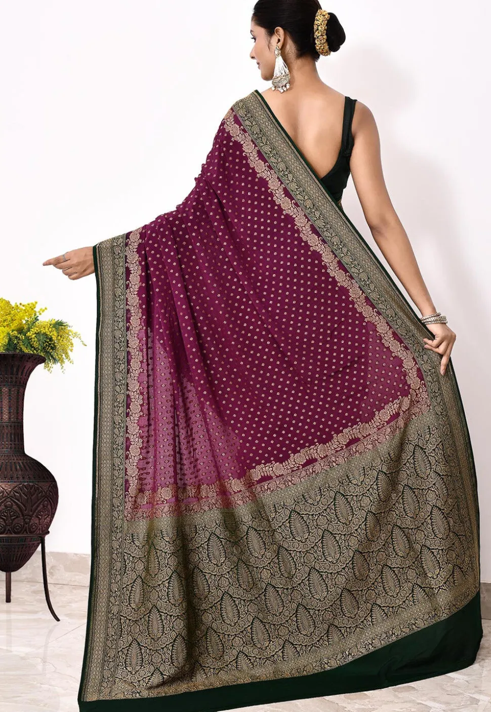 Banarasi Pure Crepe Silk Saree in Magenta