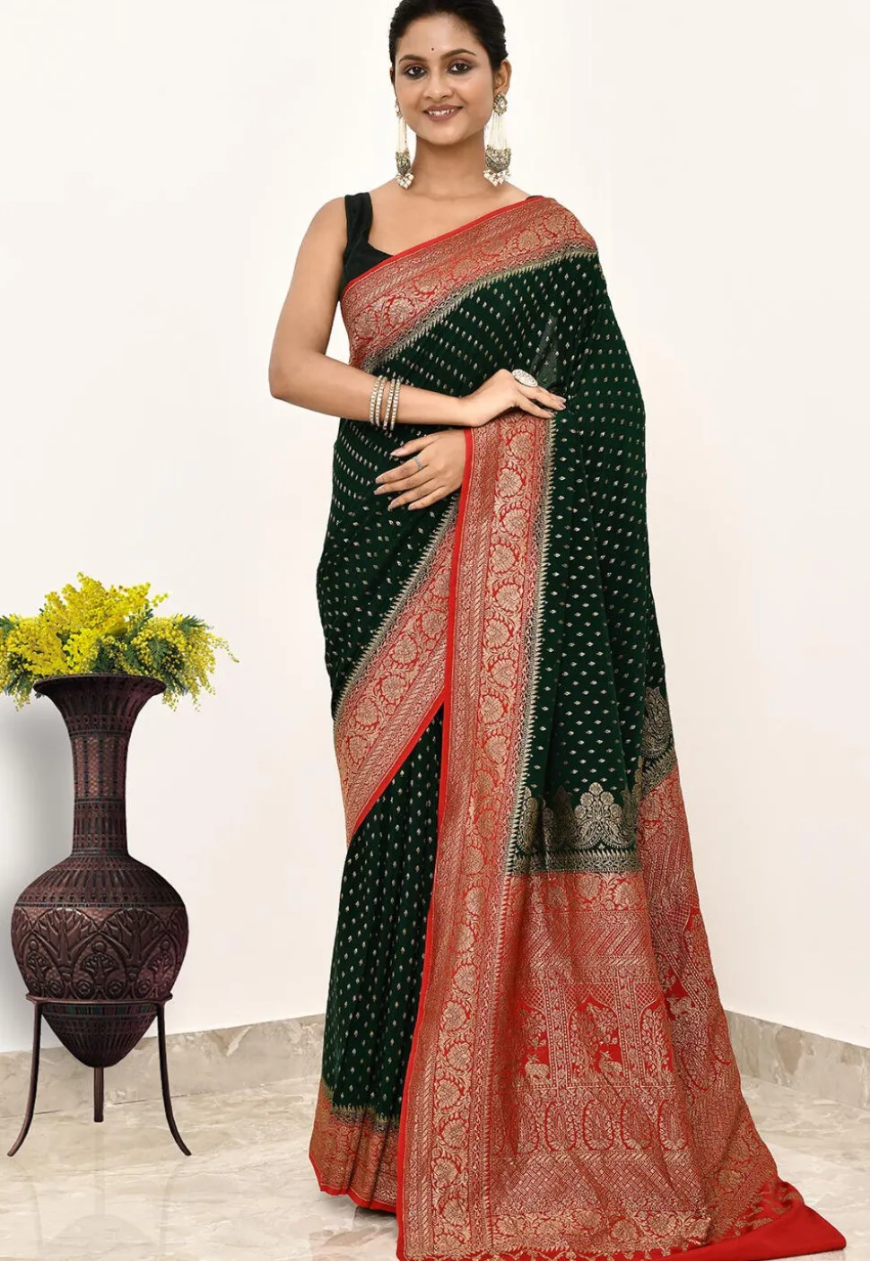 Banarasi Pure Crepe Silk Saree in Dark Green