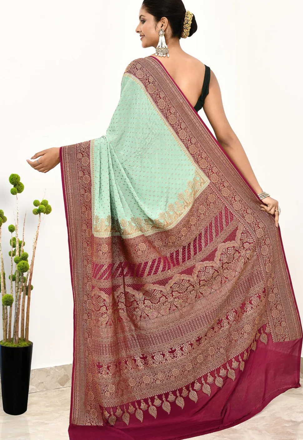 Banarasi Pure Crepe Silk Saree in Sea Green