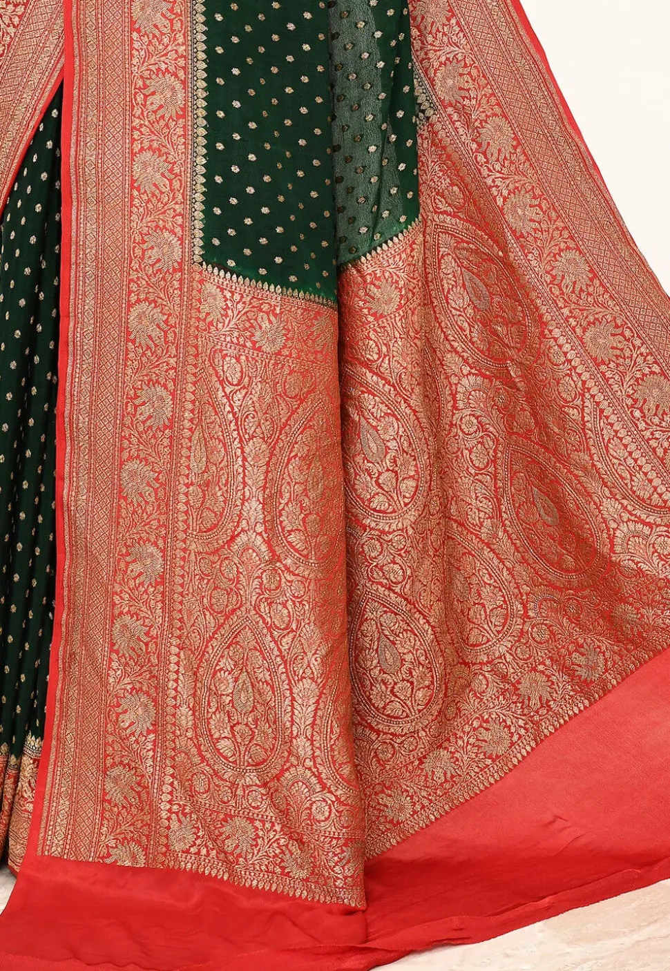 Banarasi Pure Crepe Silk Saree in Dark Green
