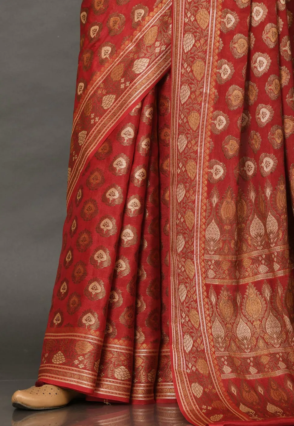 Banarasi Pure Georgette Saree in Red