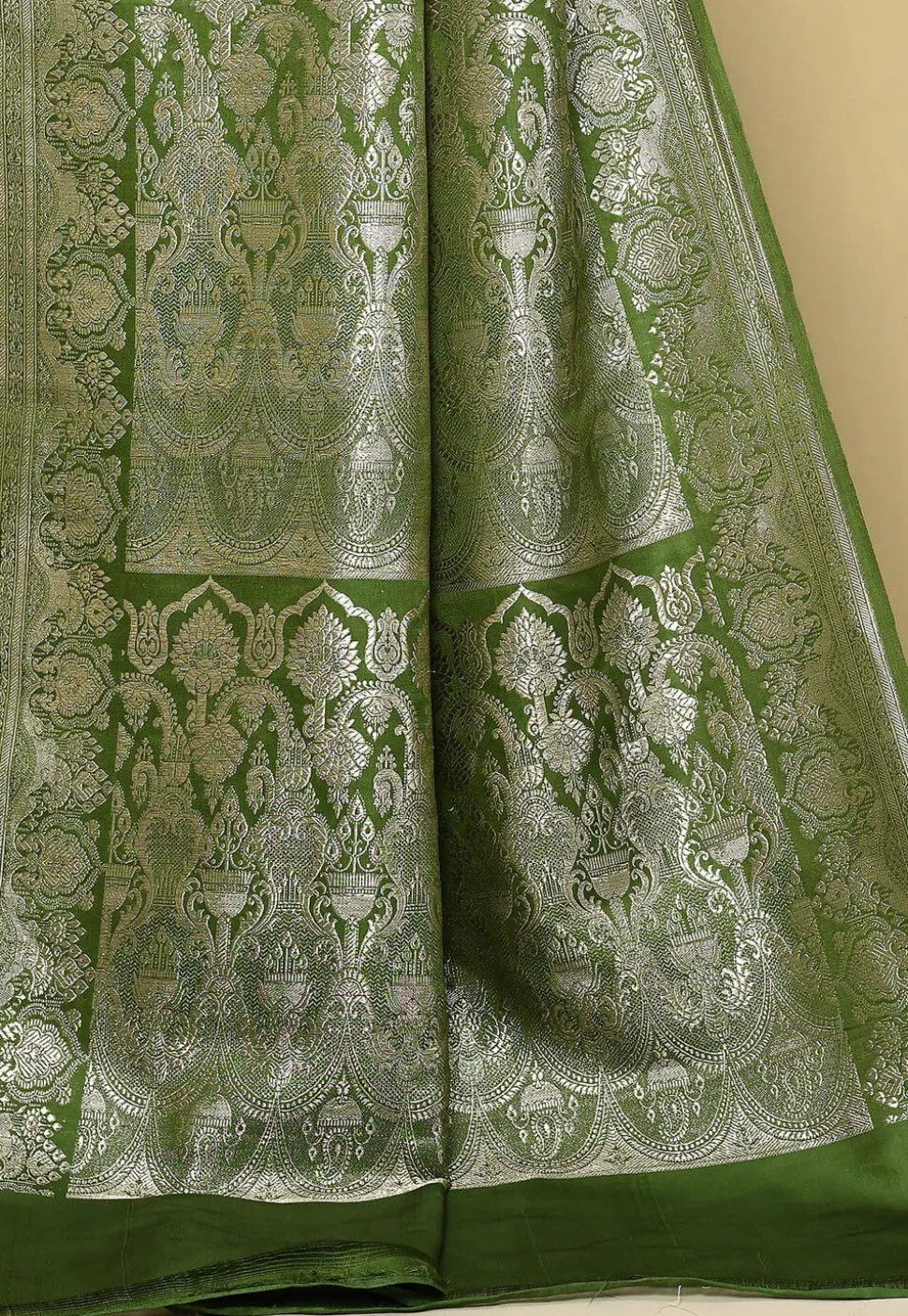 Banarasi Pure Silk Saree in Green