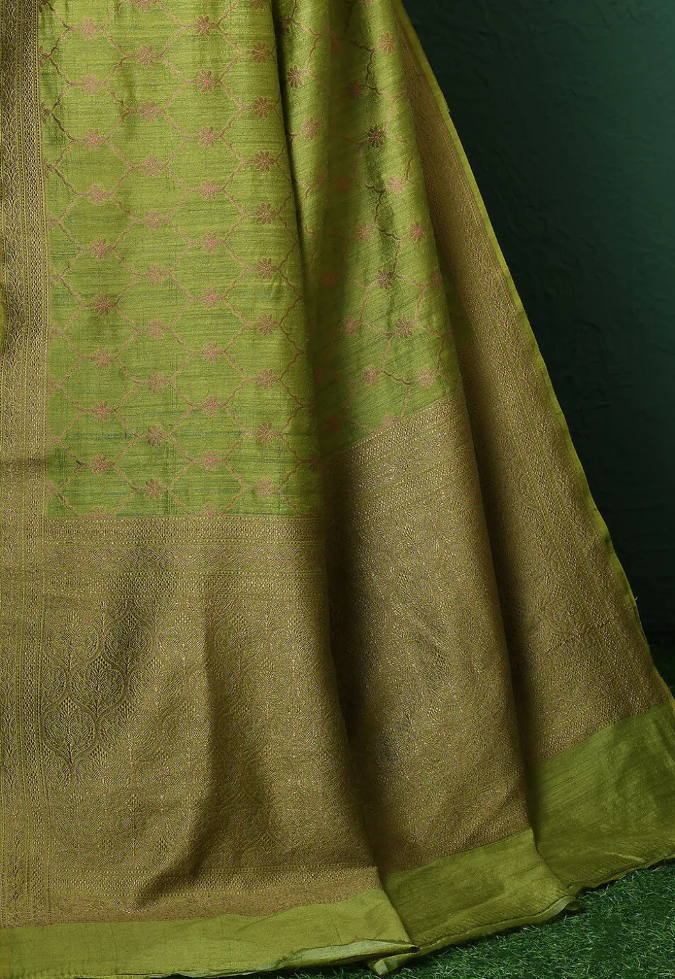 Banarasi Pure Silk Saree in Olive Green