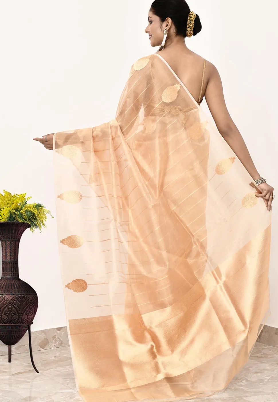 Banarasi Pure Tissue Silk Handloom Saree in Golden
