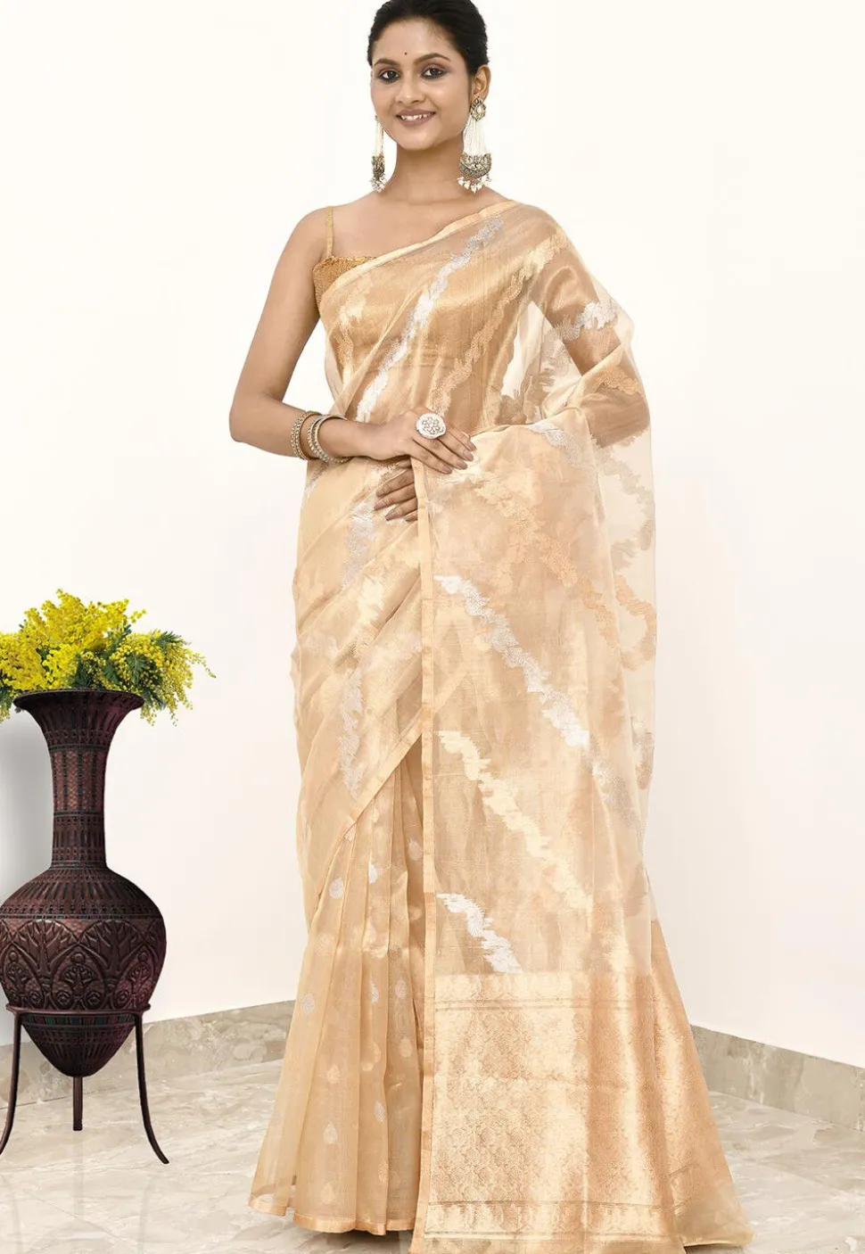 Banarasi Pure Tissue Silk Handloom Saree in Golden