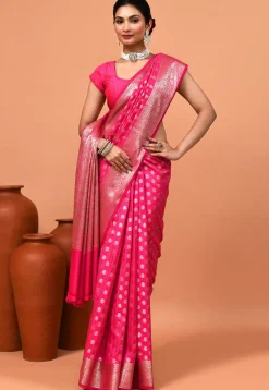 Banarasi Saree in Fuchsia