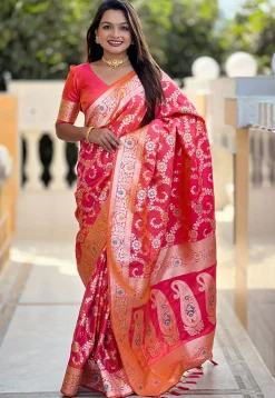 Banarasi Saree in Fuchsia