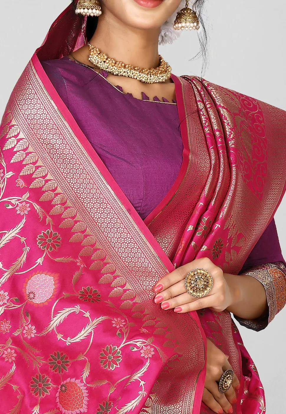 Banarasi Saree in Fuchsia
