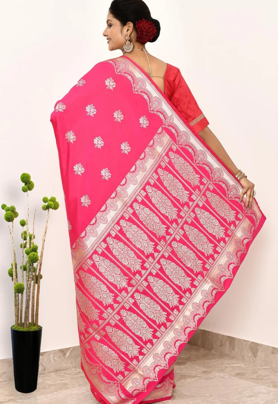 Banarasi Saree in Pink