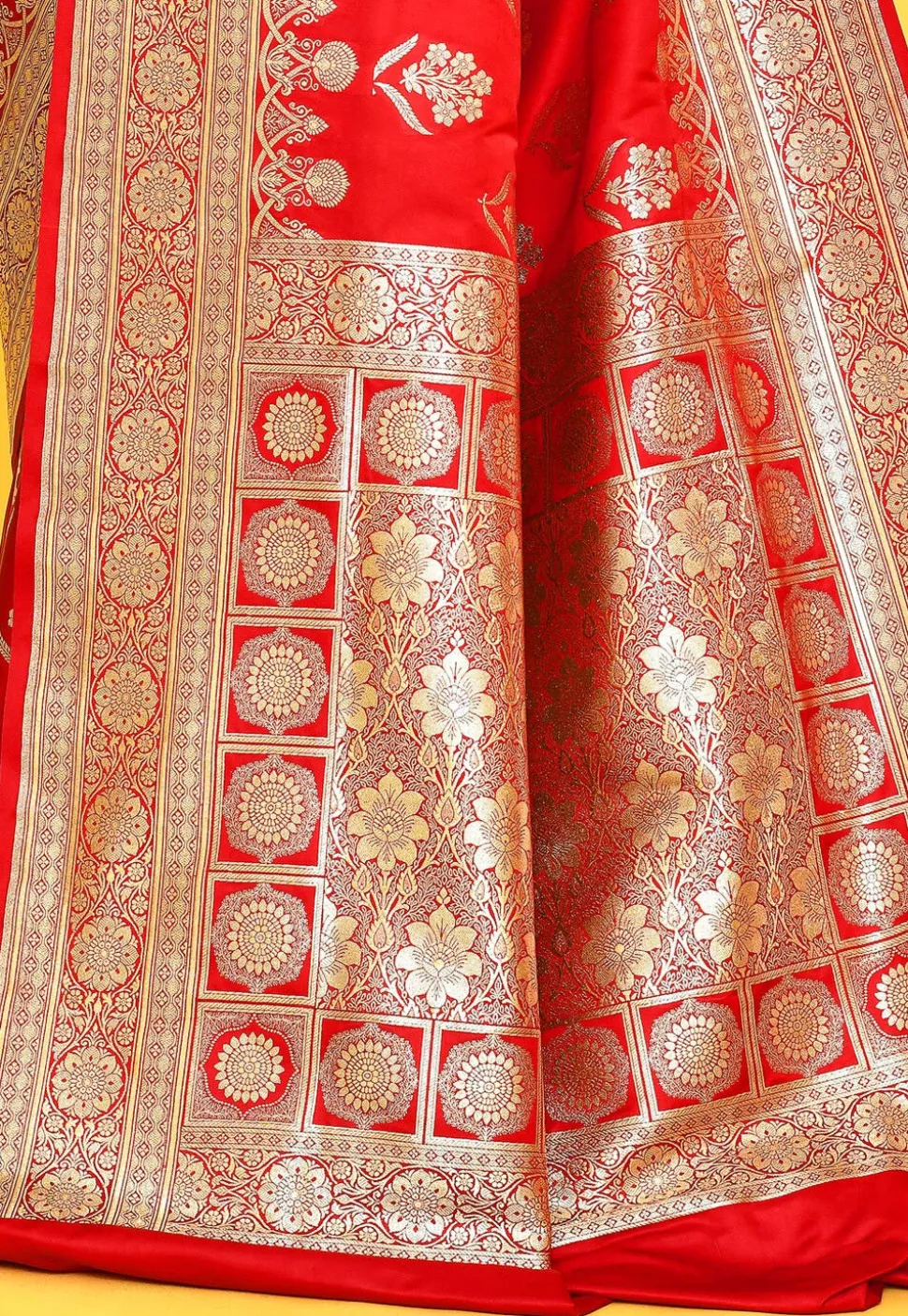 Banarasi Satin Silk Saree in Red