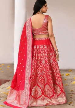 Banarasi Silk Lehenga in Fuchsia