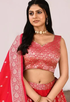 Banarasi Silk Lehenga in Fuchsia