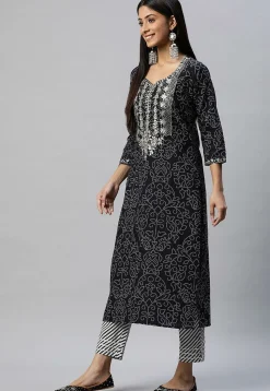 Bandhej Printed Cotton Pakistani Suit in Black