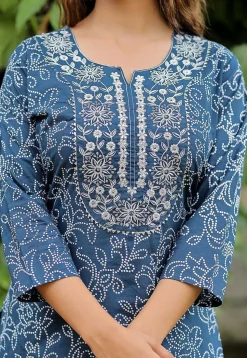 Bandhej Printed Cotton Punjabi Suit in Navy Blue