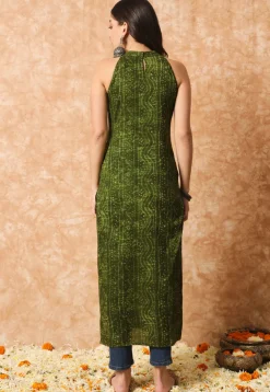 Bandhej Printed Cotton Straight Kurta in Olive Green