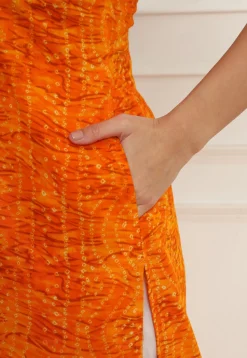 Bandhej Printed Cotton Straight Kurta Set in Orange