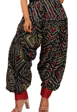 Bandhej Printed Crepe Alladin Pant in Black