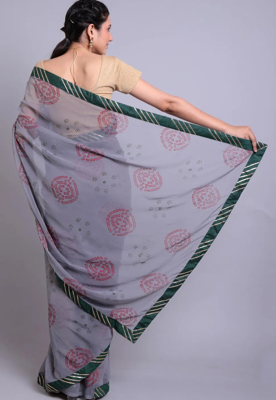Bandhej Printed Georgette Saree in Grey