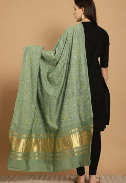 Bandhej Printed Muslin Silk Dupatta in Green