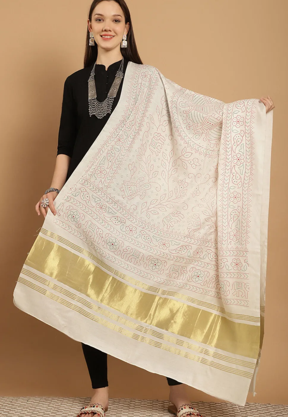 Bandhej Printed Muslin Silk Dupatta in Off White