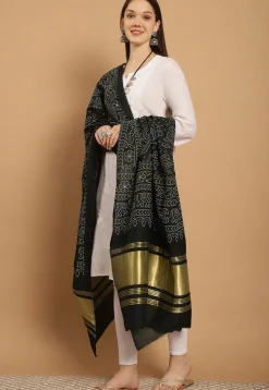 Bandhej Printed Muslin Silk Dupatta in Black