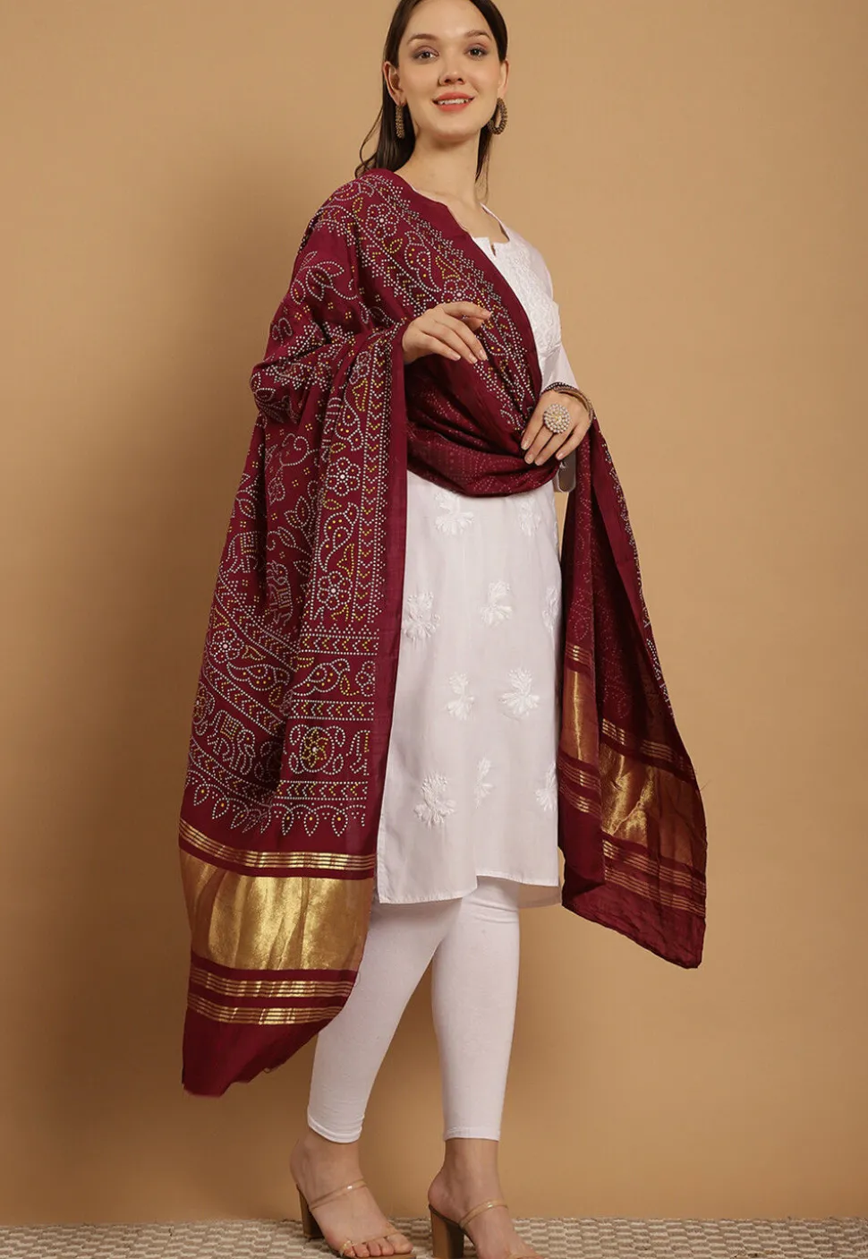 Bandhej Printed Muslin Silk Dupatta in Maroon