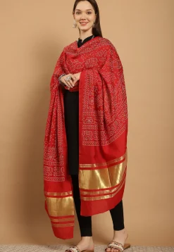 Bandhej Printed Muslin Silk Dupatta in Red