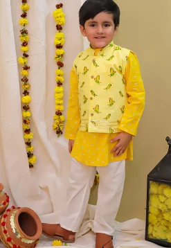 Bandhej Printed Pure Cotton Kurta Set in Yellow