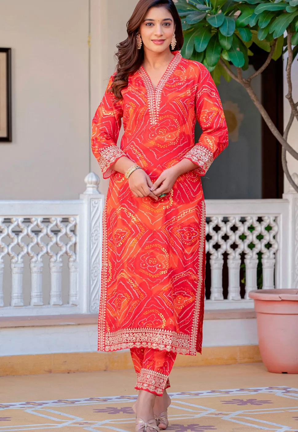 Bandhej Printed Rayon Pakistani Suit in Red