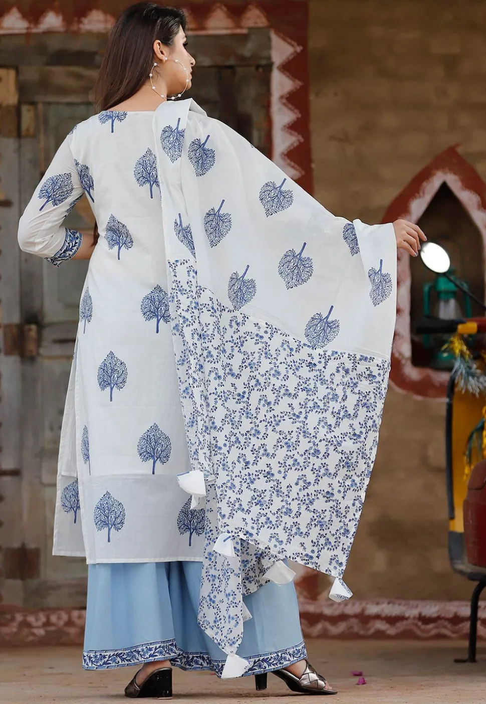 Block Printed Cotton Pakistani Suit in Off White