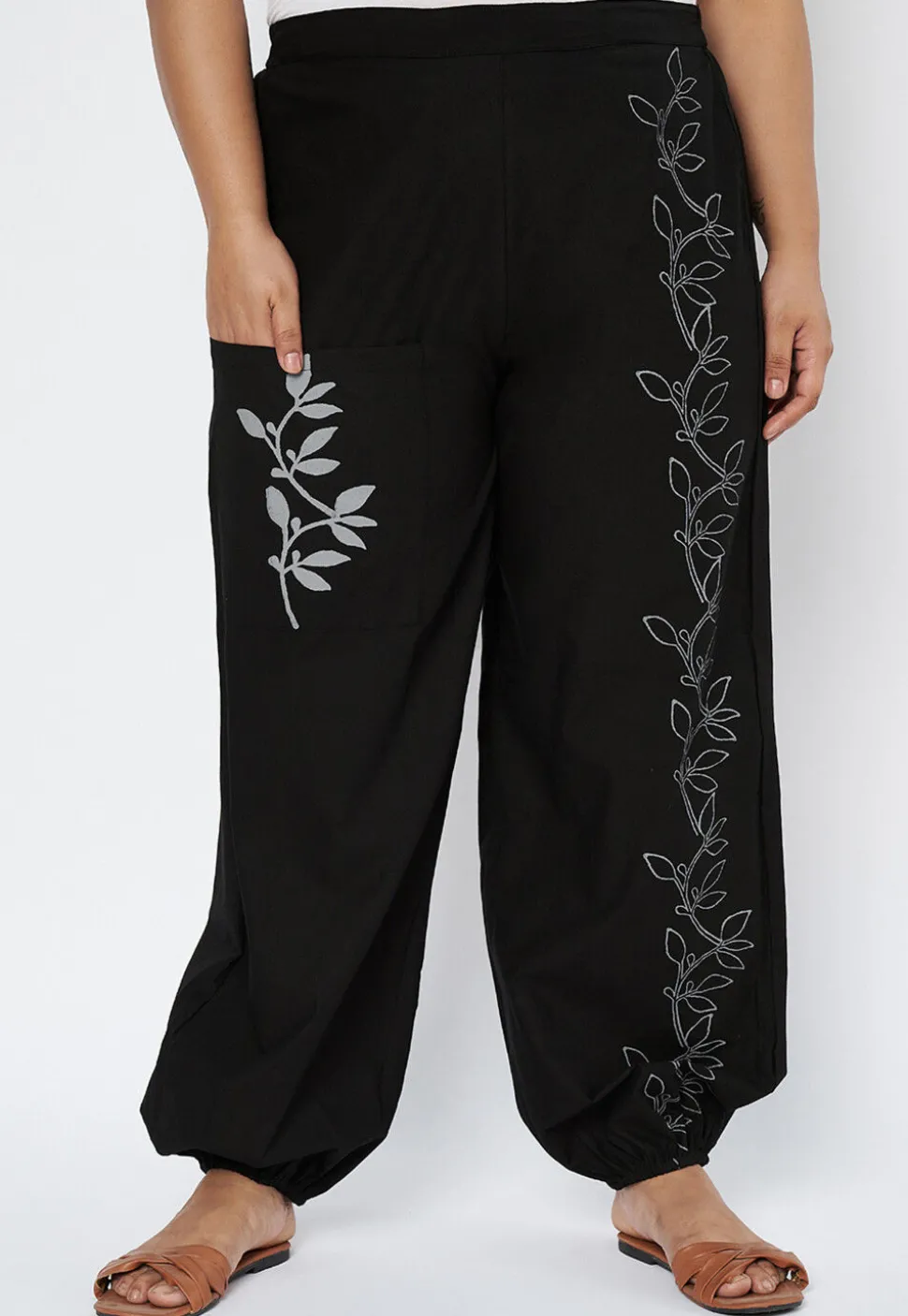 Block Printed Pure Cotton Pant in Black