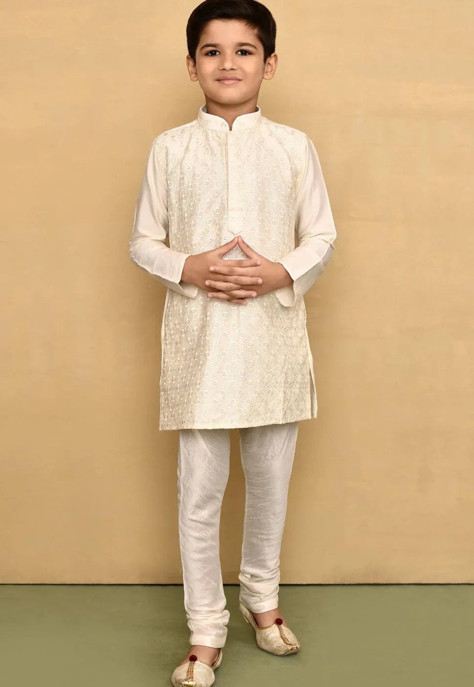 Chikankari Cotton Silk Kurta Set in Off White
