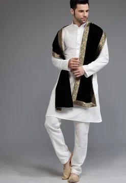 Contrast Border Velvet Mens Dupatta in Black