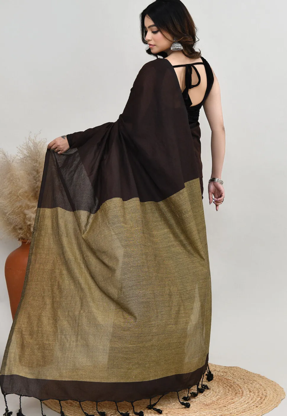 Contrast Cotton Saree in Dark Brown