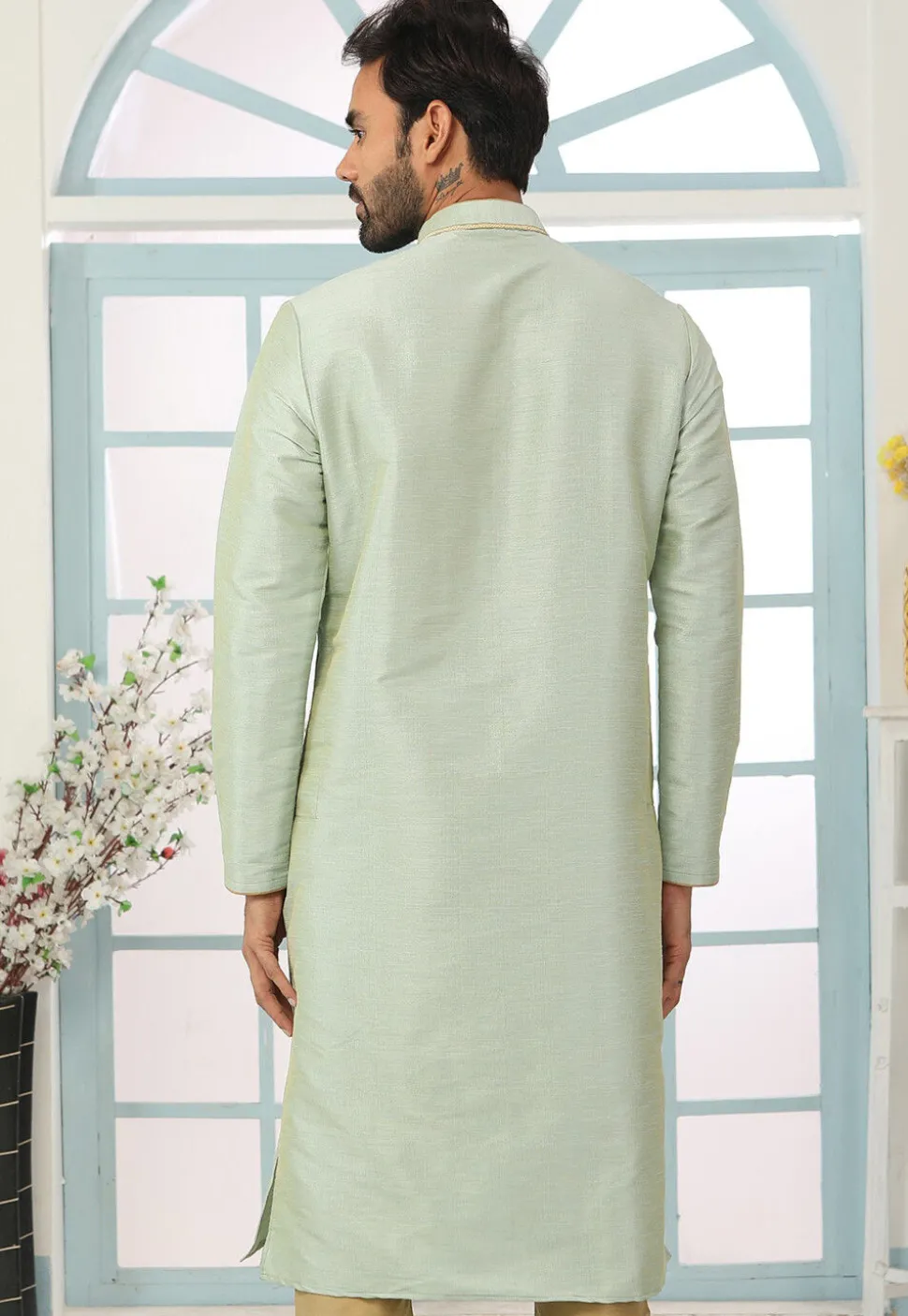 Contrast Trim Dupion Silk Kurta in Pastel Green