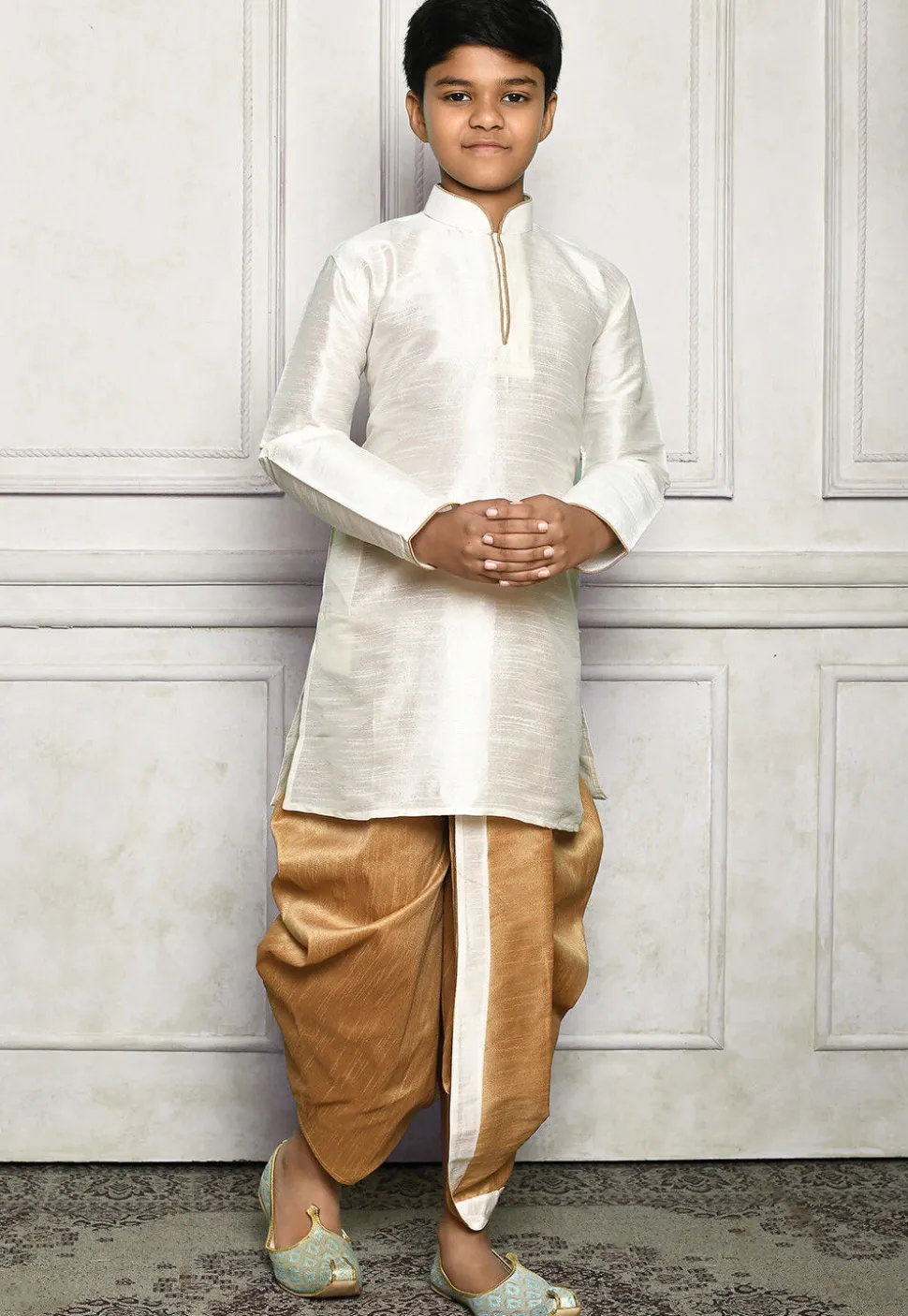 Contrast Trim Dupion Silk Dhoti Kurta in Off White