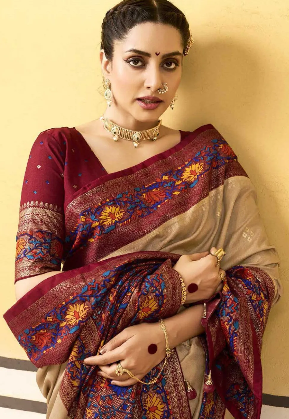 Digital Printed Art Silk Saree in Beige
