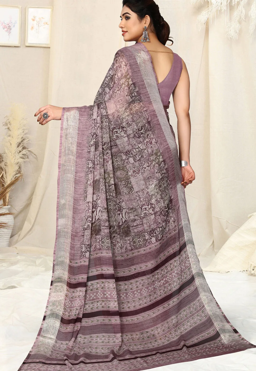 Digital Printed Chiffon Saree in Light Purple