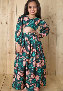 Digital Printed Chinon Chiffon Crop Top Set in Dark Green