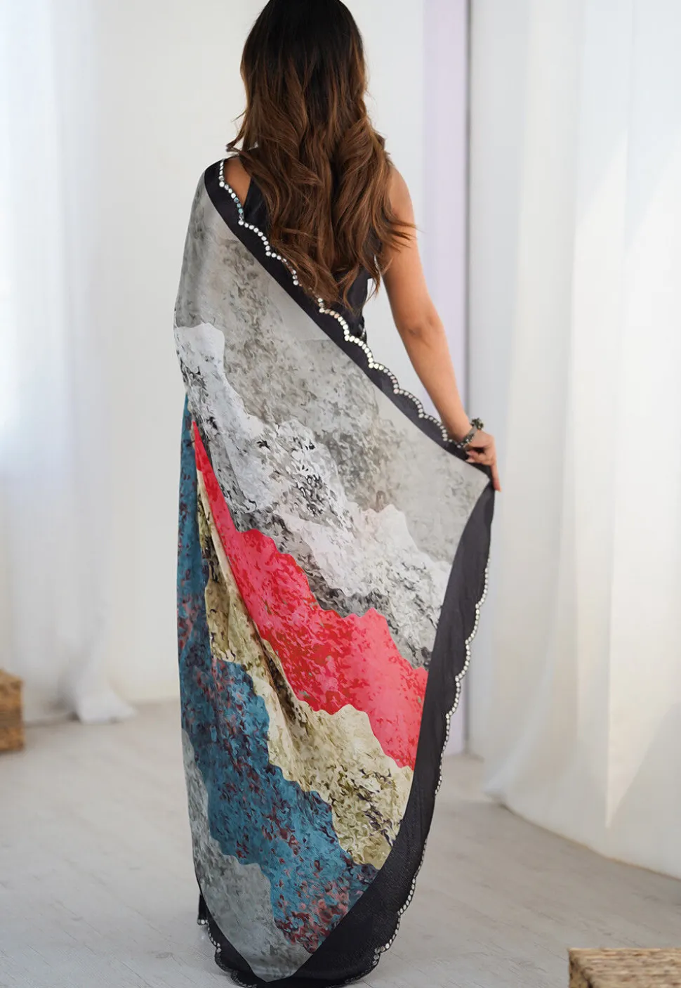 Digital Printed Chinon Crepe Saree in Multicolor