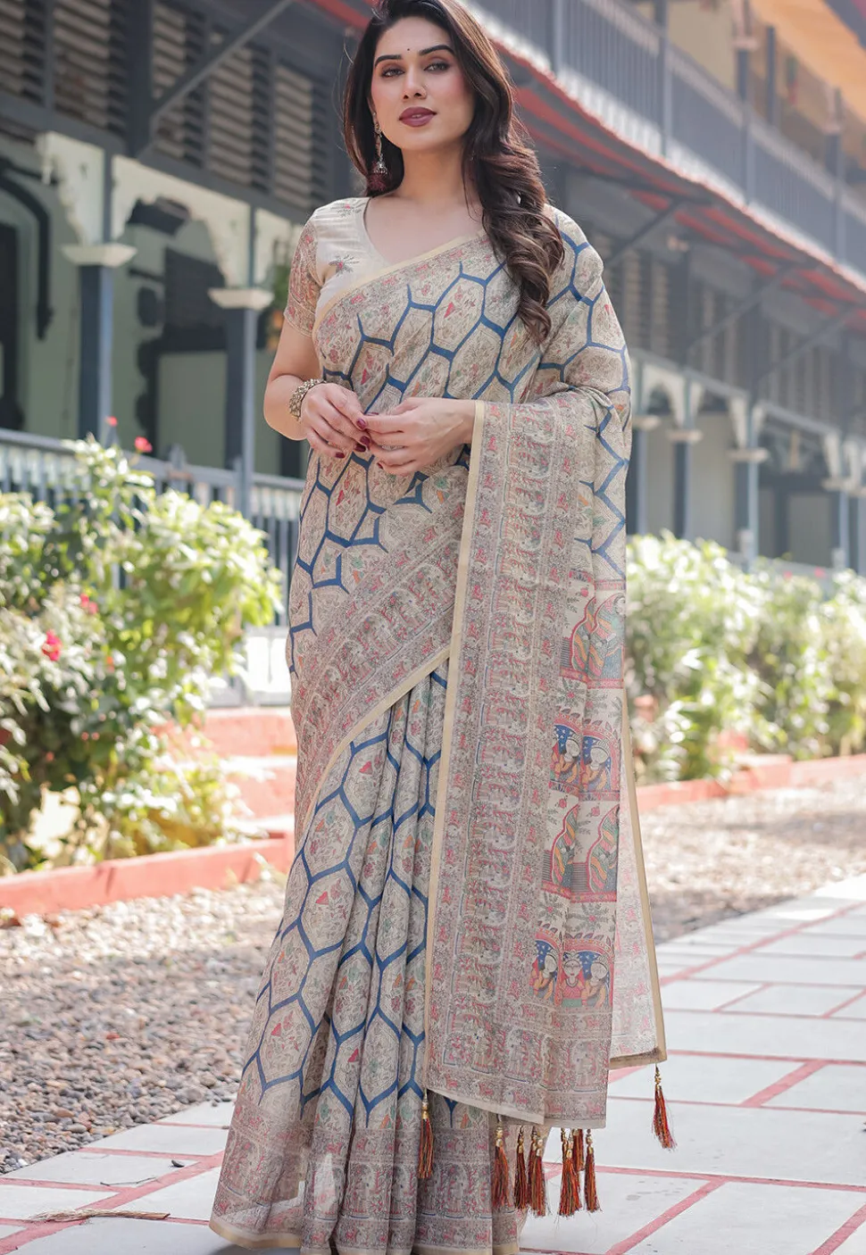 Digital Printed Cotton Saree in Beige