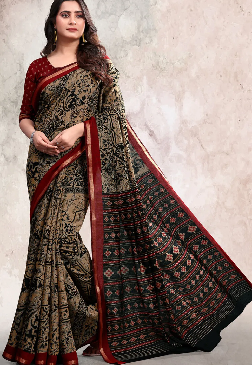 Digital Printed Cotton Saree in Beige