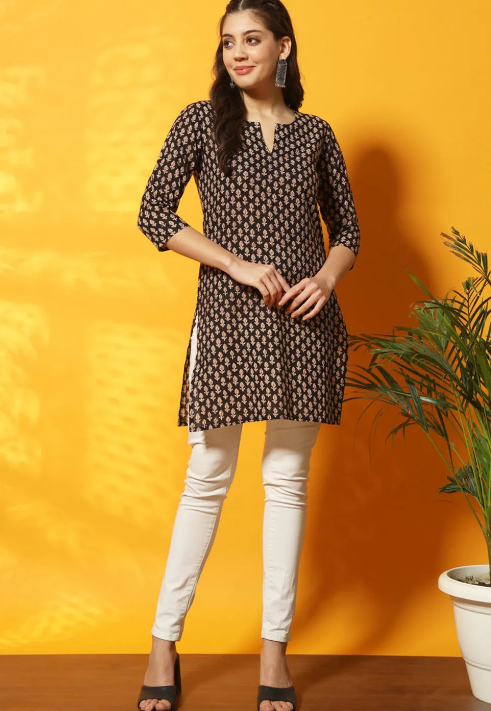 Digital Printed Cotton Straight Kurti in Black