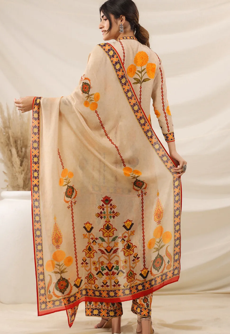 Digital Printed Crepe Pakistani Suit in Light Beige