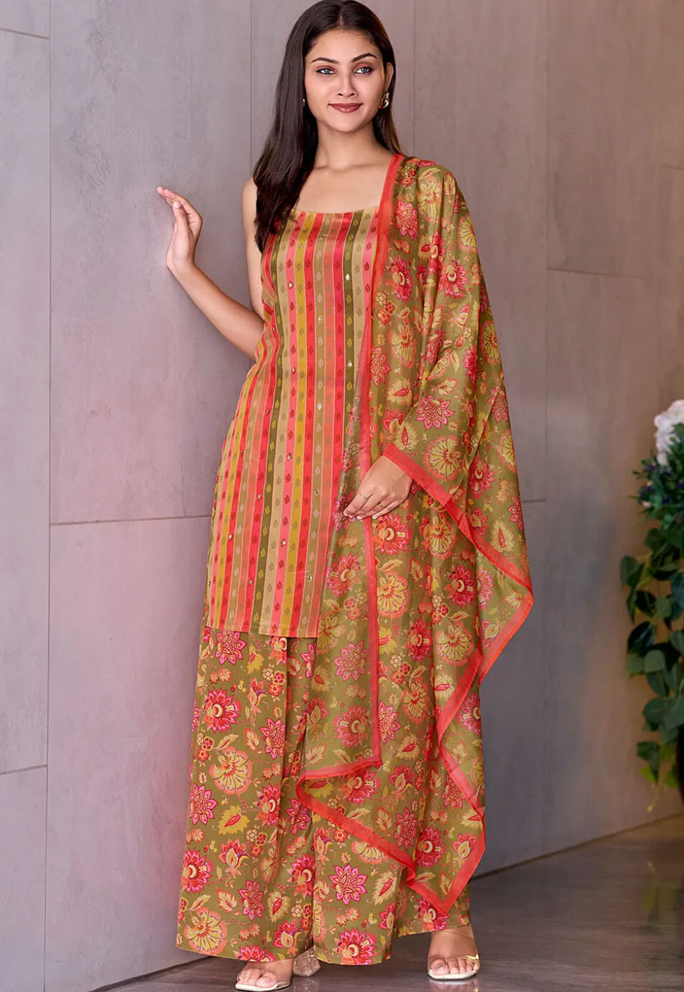 Digital Printed Crepe Pakistani Suit in Multicolor