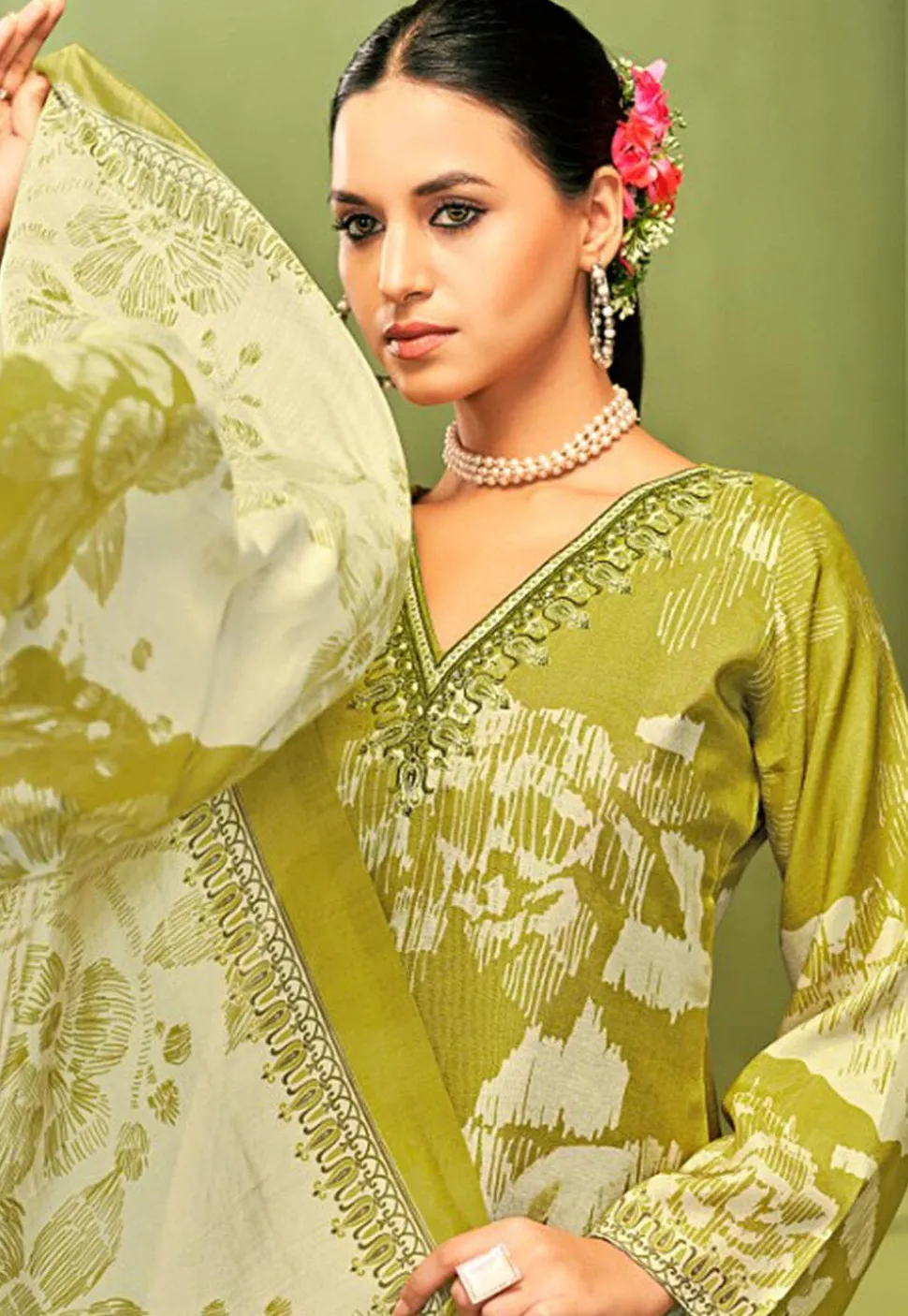 Digital Printed Crepe Pakistani Suit in Light Green