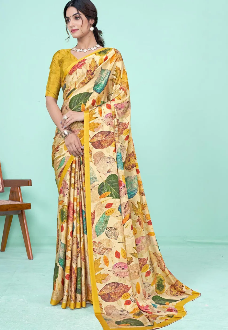 Digital Printed Crepe Saree in Multicolor